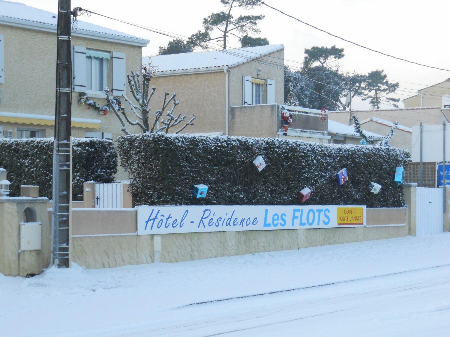 Hotel Residence Les Flots Saint-Palais-sur-Mer Bagian luar foto